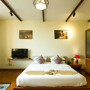 3* Hotel Ambassador Hill